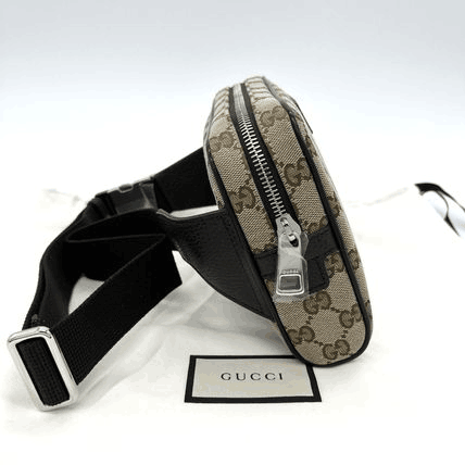 国内発！すぐ届く★人気 GUCCI GGキャンバス ボディバッグ